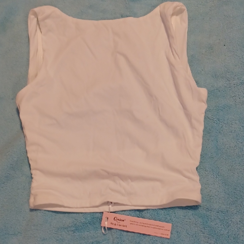 Chic White Sleeveless Tank Top